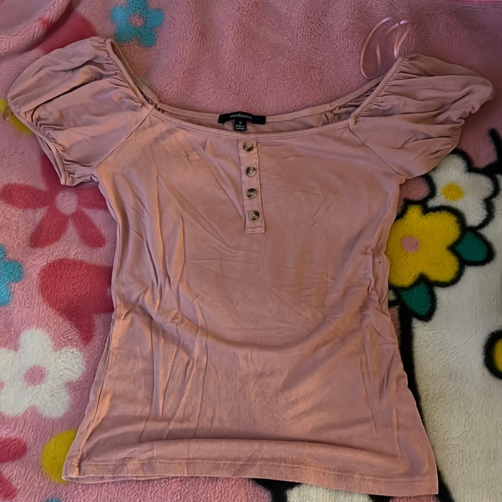 pink ambiance top with fluffy sleves